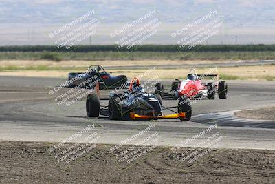 media/Jun-01-2024-CalClub SCCA (Sat) [[0aa0dc4a91]]/Group 6/Race/